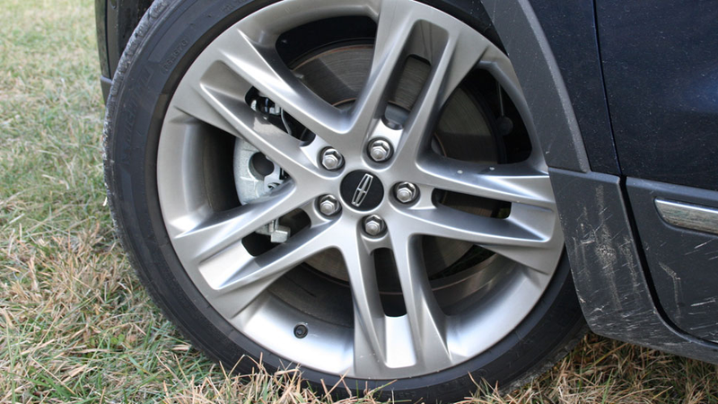 Illustration for article titled 2015 Lincoln MKC: The Jalopnik Review